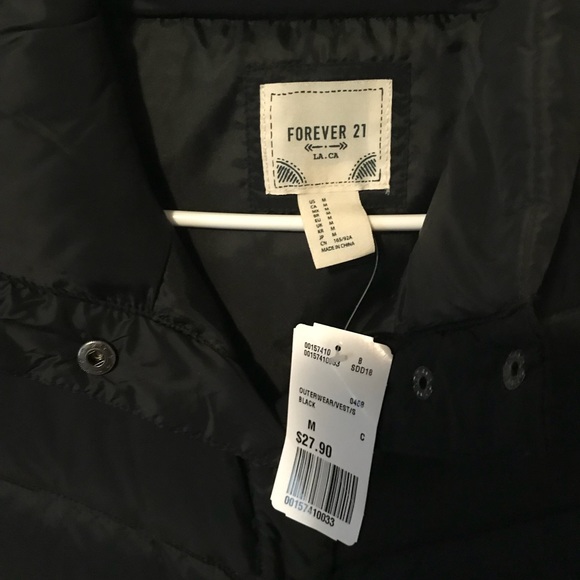 Vest - Picture 2 of 3